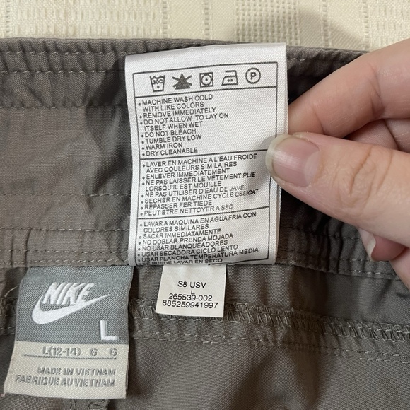 Y2K Nike 90s Grey Women Large Parachute Capri Cargo Track Baggy Wide Leg Pants - Picture 10 of 11